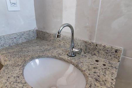 Apartamento para alugar com 70m², 2 quartos e 2 vagas Apartamento para alugar com 70m², 2 quartos e 2 vagasBanheiro da Suíte