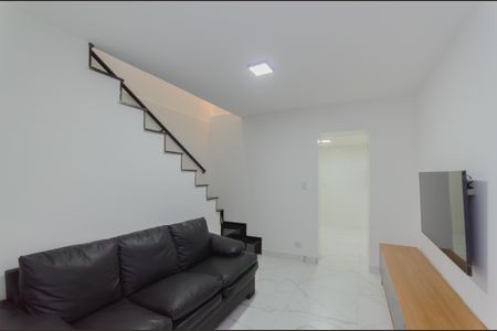 Sala de casa à venda com 1 quarto, 60m² em Vila Monumento, São Paulo
