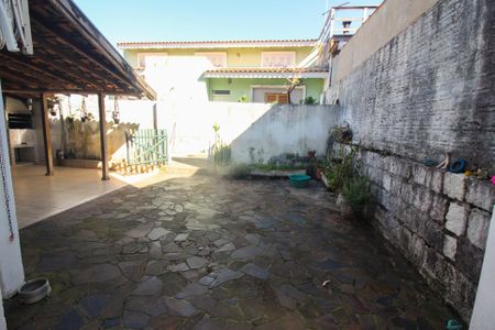 Casa à venda com 220m², 3 quartos e 2 vagas Casa à venda com 220m², 3 quartos e 2 vagasQuintal