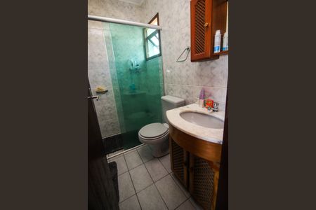 Casa à venda com 220m², 3 quartos e 2 vagas Casa à venda com 220m², 3 quartos e 2 vagasBanheiro da Suíte