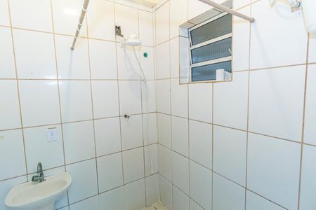 Casa para alugar com 100m², 2 quartos e 1 vaga Casa para alugar com 100m², 2 quartos e 1 vagaBanheiro Social