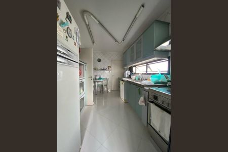 Apartamento para alugar com 4 quartos, 198m² em Fazenda Morumbi, São Paulo