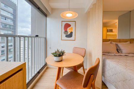 Studio para alugar com 19m², 1 quarto e sem vaga Studio para alugar com 19m², 1 quarto e sem vagaVaranda