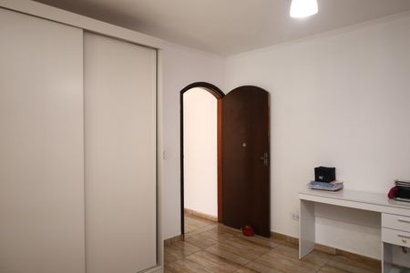 Casa à venda com 160m², 3 quartos e 6 vagasQuarto 1