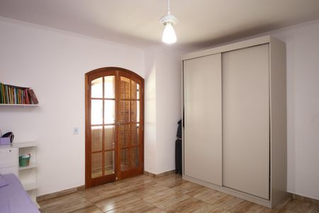 Casa à venda com 160m², 3 quartos e 6 vagasQuarto 1