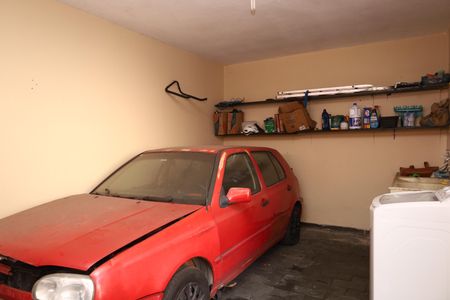 Casa à venda com 160m², 3 quartos e 6 vagasÁrea de Serviço