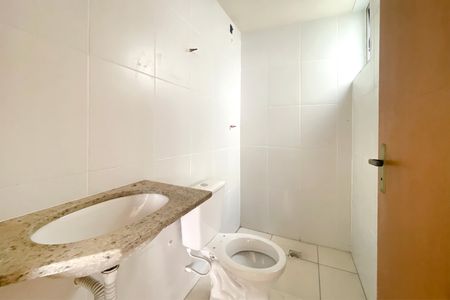 Apartamento à venda com 65m², 2 quartos e 1 vaga Apartamento à venda com 65m², 2 quartos e 1 vagaBanheiro da Suíte