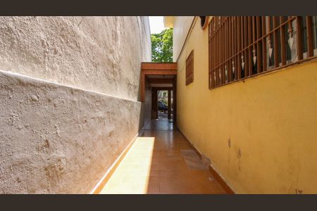 Casa à venda com 159m², 3 quartos e 2 vagasCorredor da Casa 2