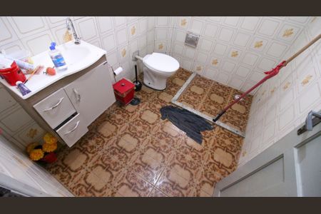 Casa à venda com 159m², 3 quartos e 2 vagasBanheiro 2