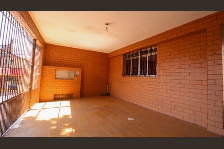 Casa à venda com 159m², 3 quartos e 2 vagasGaragem