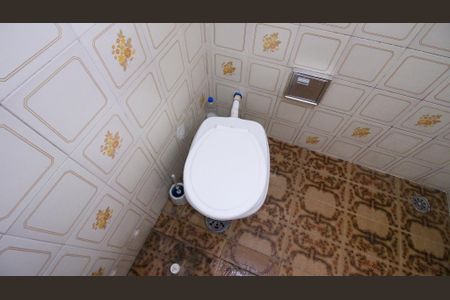 Casa à venda com 159m², 3 quartos e 2 vagasBanheiro 1