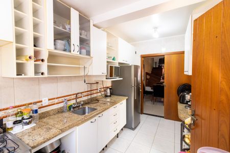 Casa à venda com 172m², 3 quartos e 3 vagasCozinha