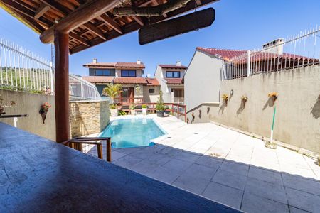 Casa à venda com 172m², 3 quartos e 3 vagasChurrasqueira