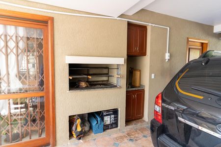 Casa à venda com 172m², 3 quartos e 3 vagasChurrasqueira