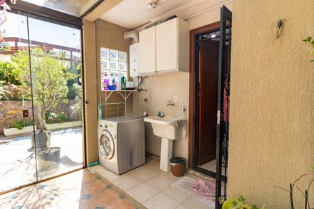 Casa à venda com 172m², 3 quartos e 3 vagasÁrea de Serviço