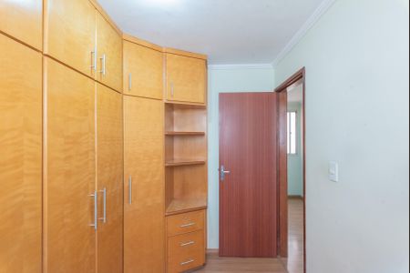 Apartamento à venda com 74m², 3 quartos e 1 vagaQuarto 2