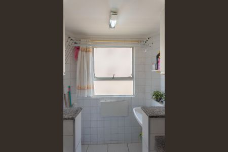 Apartamento à venda com 74m², 3 quartos e 1 vagaÁrea de Serviço