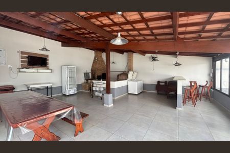 Apartamento à venda com 83m², 3 quartos e 2 vagasChurrasqueira