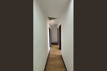 Apartamento à venda com 83m², 3 quartos e 2 vagasCorredor