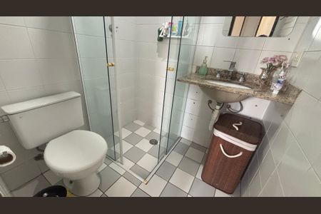 Apartamento à venda com 83m², 3 quartos e 2 vagasBanheiro