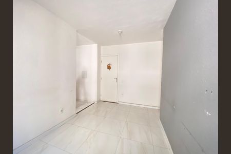 Sala de apartamento à venda com 2 quartos, 48m² em Del Castilho, Rio de Janeiro