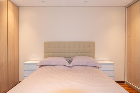 Apartamento para alugar com 76m², 1 quarto e 1 vagaSuíte