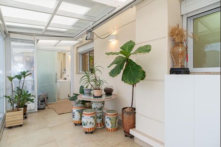 Apartamento para alugar com 76m², 1 quarto e 1 vagaVaranda