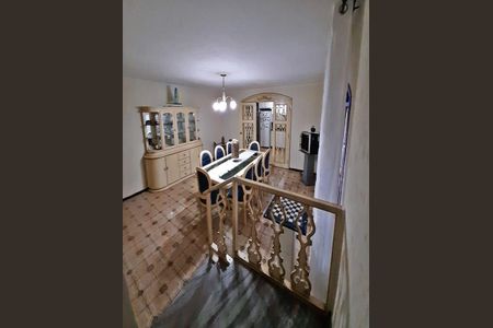 Casa à venda com 210m², 2 quartos e 2 vagas