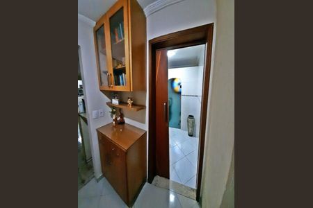 Casa à venda com 210m², 2 quartos e 2 vagas