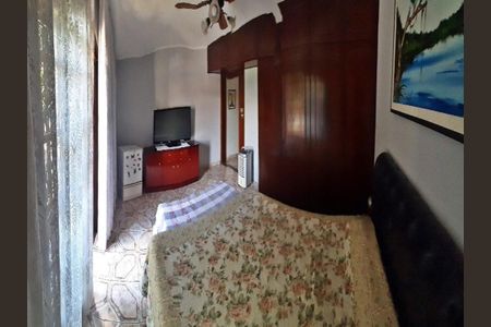 Casa à venda com 210m², 2 quartos e 2 vagas