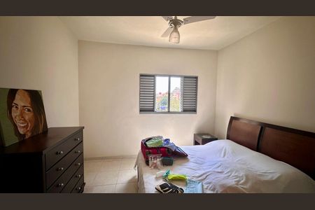 Quarto 2 de casa à venda com 4 quartos, 190m² em Planalto, Belo Horizonte