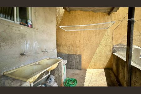 Casa à venda com 190m², 4 quartos e 1 vaga Casa à venda com 190m², 4 quartos e 1 vagaÁrea de serviço