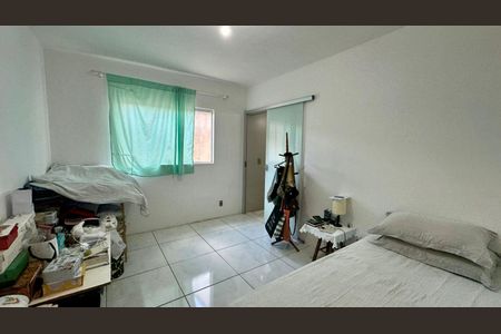 Casa à venda com 190m², 4 quartos e 1 vaga Casa à venda com 190m², 4 quartos e 1 vagaSuíte