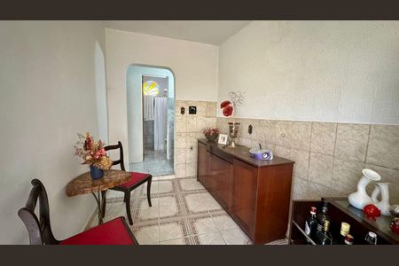 Casa à venda com 190m², 4 quartos e 1 vaga Casa à venda com 190m², 4 quartos e 1 vagaCopa