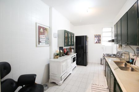 Apartamento à venda com 105m², 3 quartos e sem vagaCozinha