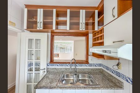 Apartamento à venda com 64m², 2 quartos e 1 vagaCozinha