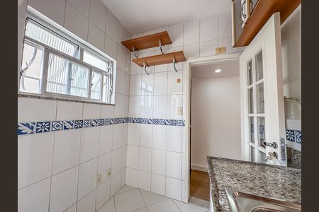 Apartamento à venda com 64m², 2 quartos e 1 vagaCozinha