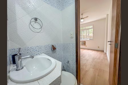 Apartamento à venda com 64m², 2 quartos e 1 vagaBanheiro da Suíte