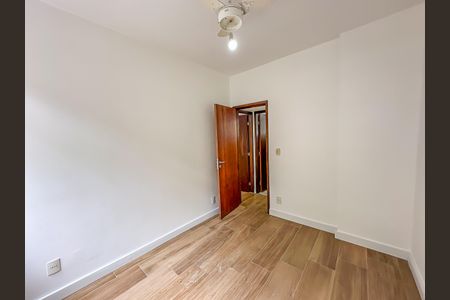 Apartamento à venda com 64m², 2 quartos e 1 vagaQuarto
