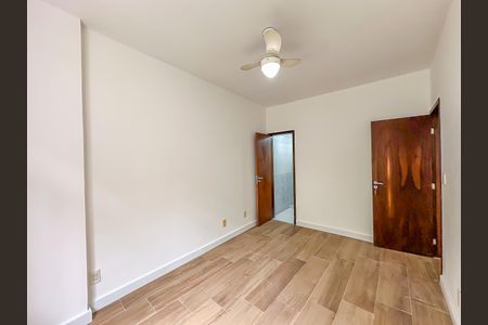 Apartamento à venda com 64m², 2 quartos e 1 vagaSuíte