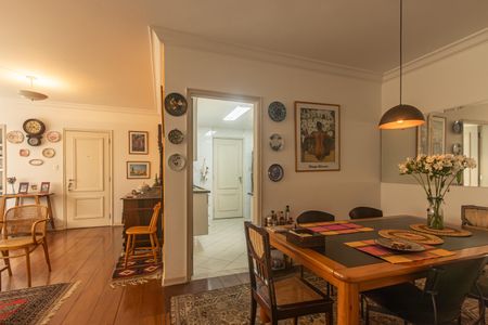 Apartamento para alugar com 117m², 4 quartos e 1 vagaSala