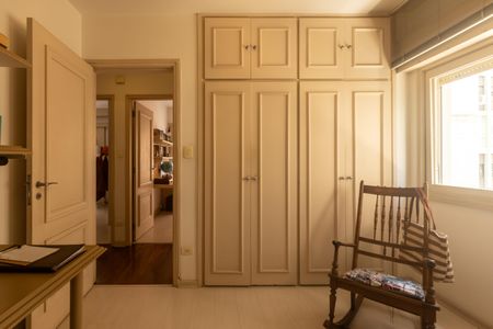 Apartamento para alugar com 117m², 4 quartos e 1 vagaQuarto 1