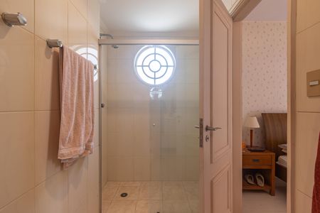 Apartamento para alugar com 117m², 4 quartos e 1 vagaBanheiro da Suíte 