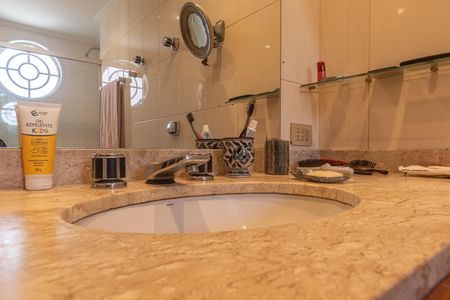 Apartamento para alugar com 117m², 4 quartos e 1 vagaBanheiro da Suíte 