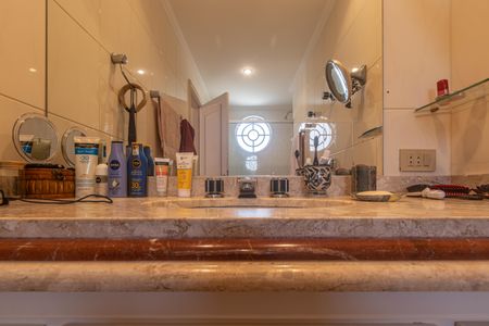 Apartamento para alugar com 117m², 4 quartos e 1 vagaBanheiro da Suíte 