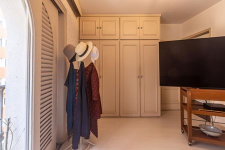 Apartamento para alugar com 117m², 4 quartos e 1 vagaSuíte 