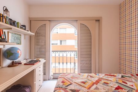 Apartamento para alugar com 117m², 4 quartos e 1 vagaQuarto 2