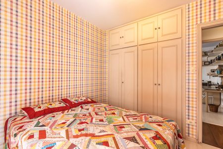 Apartamento para alugar com 117m², 4 quartos e 1 vagaQuarto 2