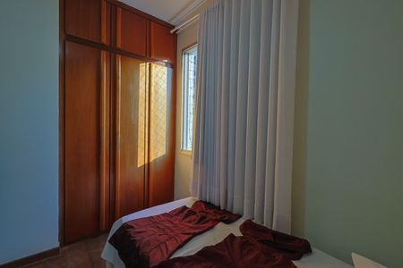 Apartamento à venda com 130m², 4 quartos e 2 vagas Apartamento à venda com 130m², 4 quartos e 2 vagasQuarto 2