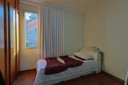 Apartamento à venda com 130m², 4 quartos e 2 vagas Apartamento à venda com 130m², 4 quartos e 2 vagasQuarto 2